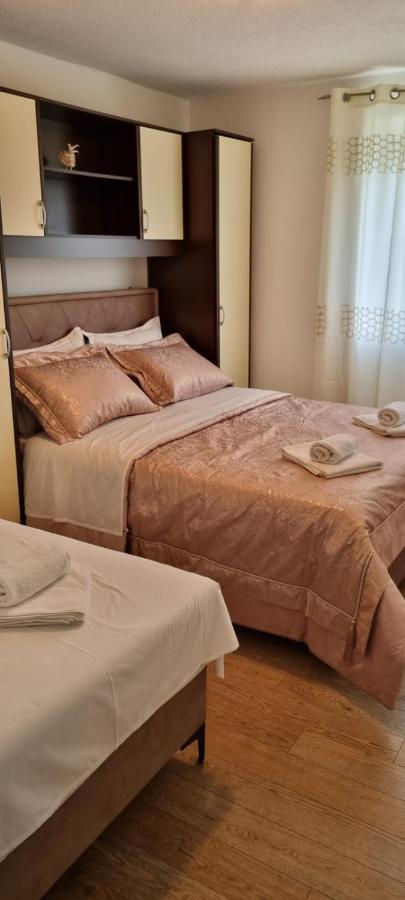 Holiday Home Zezevica - Heated Pool Šestanovac 外观 照片